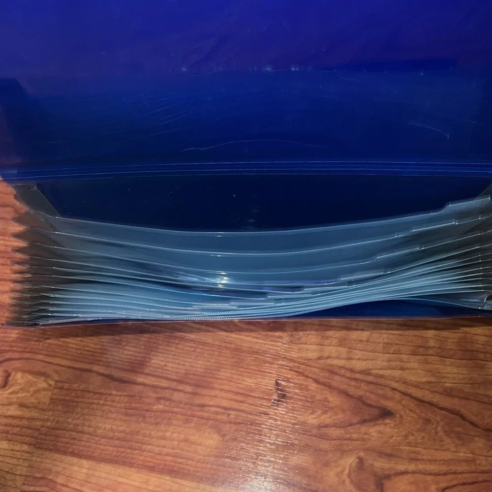 Xerox Transparent Blue File Folder Document Holder - Picture 3 of 4
